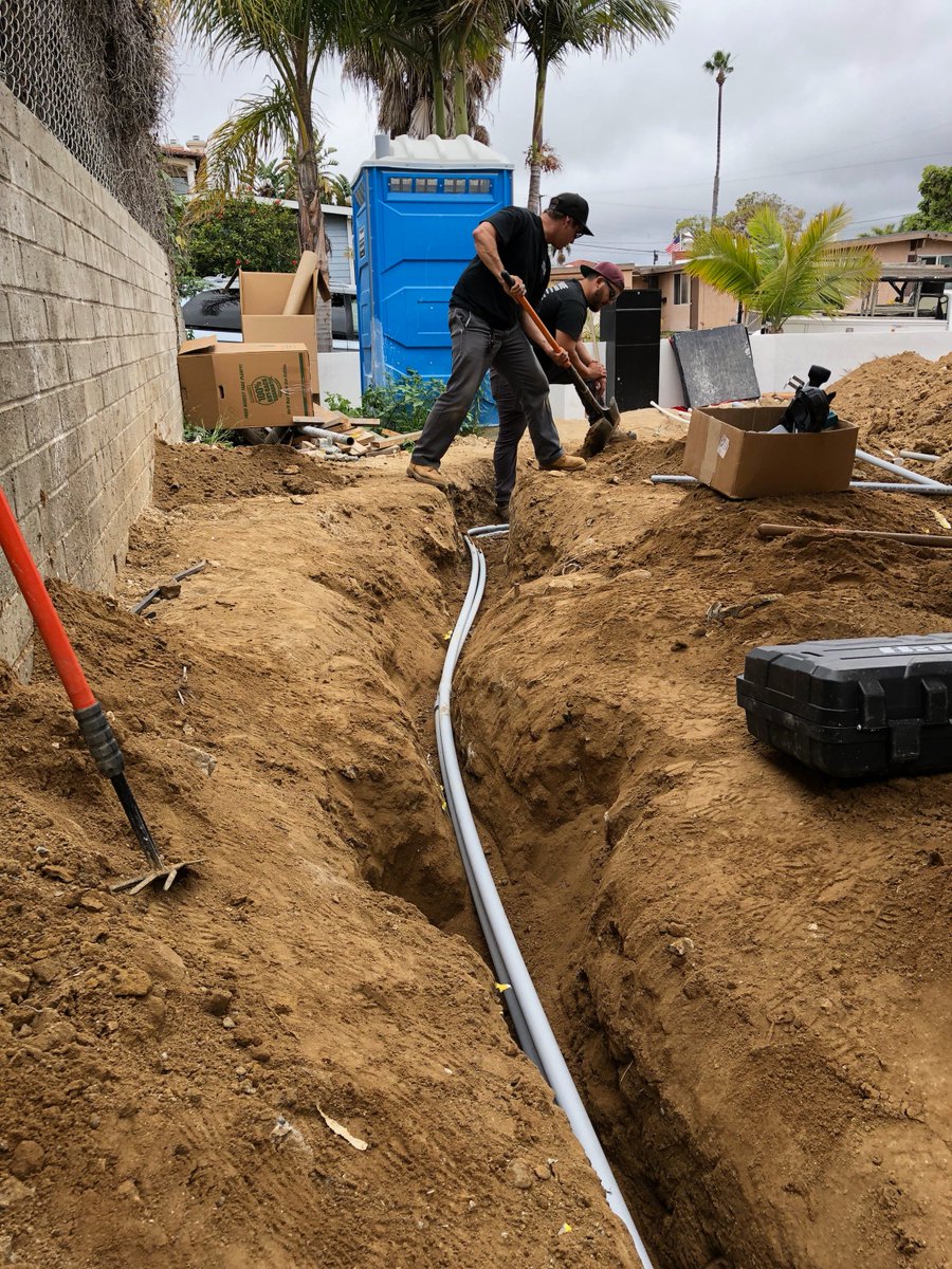 Today, our technicians finished up the work week by completing a trenching and underground cabling job at a newly built home in #SanDiego.

Have a great great weekend everyone!