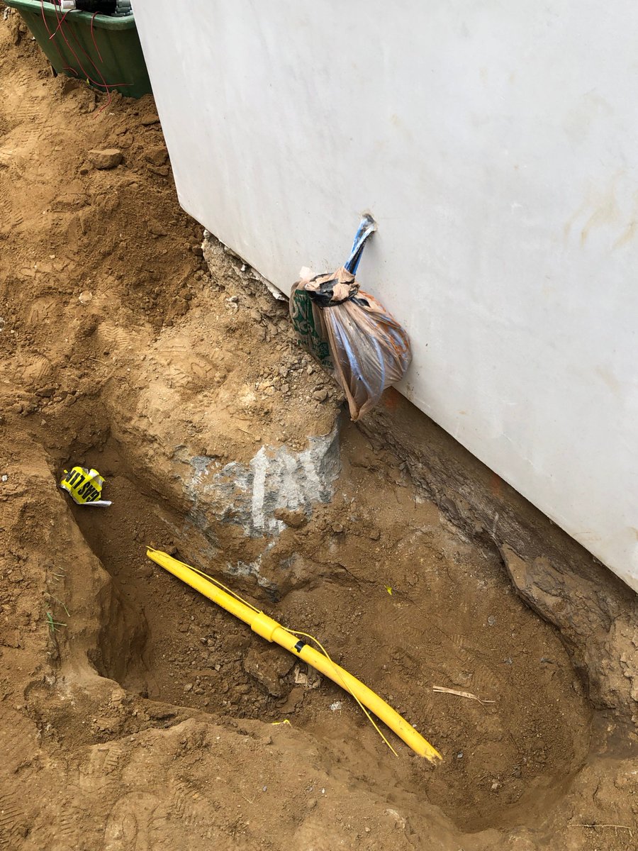 InfiniteTechSD's tweet photo. Today, our technicians finished up the work week by completing a trenching and underground cabling job at a newly built home in #SanDiego.

Have a great great weekend everyone! https://t.co/VXv2XVWEZh