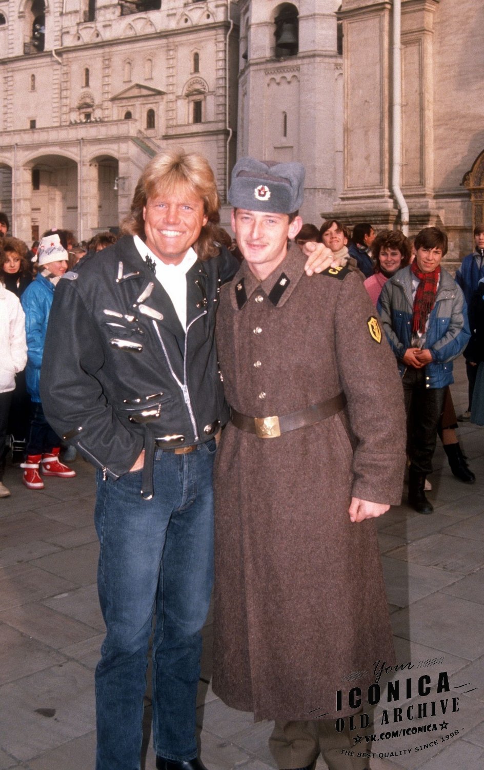 Дитер Болен и русиш шв... зольдатен, 1989 год, СССР Дитер Болен и русиш шв... зольдатен, 1989 год, СССР Dieter, Bohlen, russischer, Soldat, Stadtbummel, 05111989, Moskau, Russland