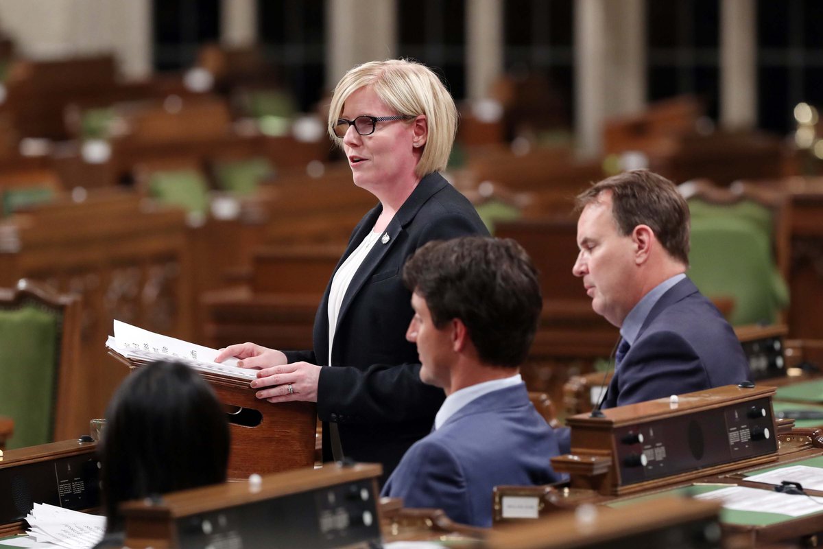 GCAccessible's tweet photo. La Loi canadienne sur l’accessibilité a reçu la sanction royale! 🎉 Cet important jalon nous rapproche de notre objectif final: un 🇨🇦 exempt d’obstacles, où chacun est traité avec la dignité qu’il mérite. https://t.co/1BZa5LCWDU #CanadaAccessible https://t.co/gWAd5VmHly