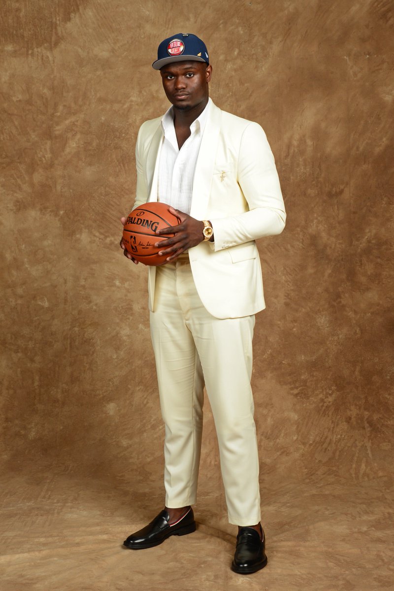 NBADraft's tweet photo. #⃣1⃣
The newest member of the @PelicansNBA... @Zionwilliamson! https://t.co/7CmmU5eh0S