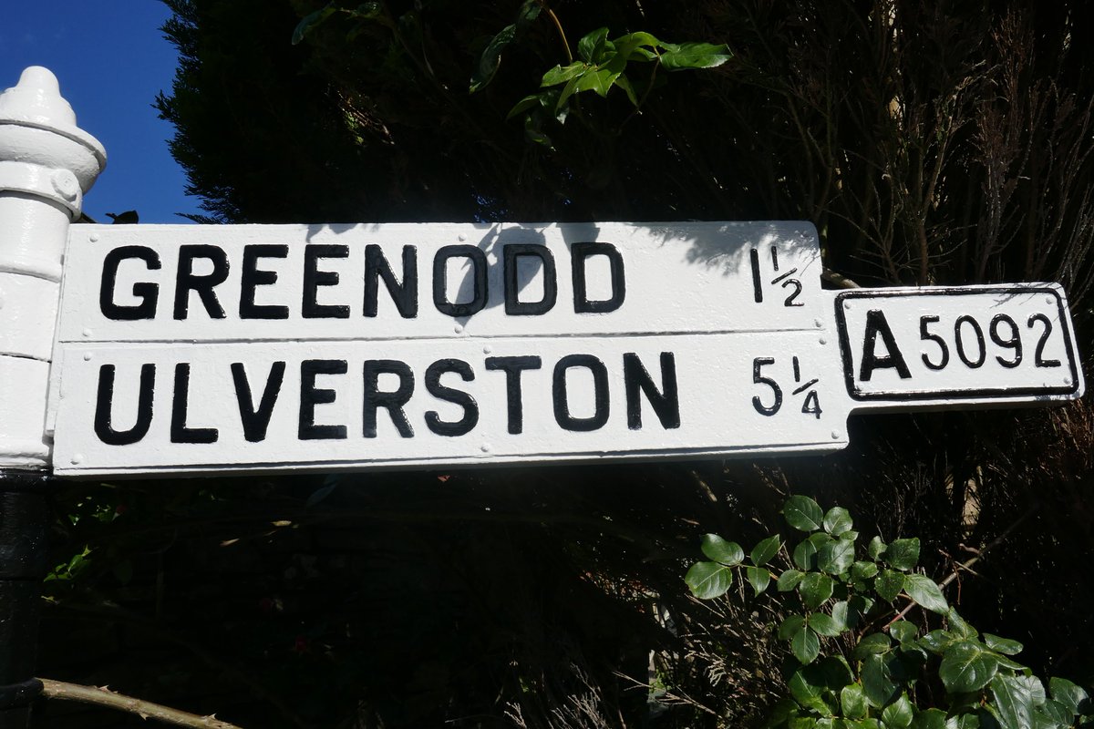TheLengthsman's tweet image. Over the moon to have finished the #Victorian #Signpost at #SparkBridge today ~ made in #Preston 100 years ago, this is part of our #StreetHeritage and now preserved for another 10 years at least !