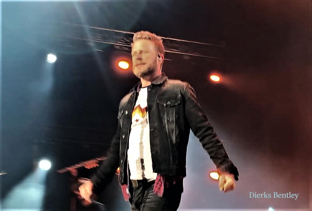 portbreak1's tweet photo. #DierksBentley #PITSIDE https://t.co/NjwbWGAqgi
