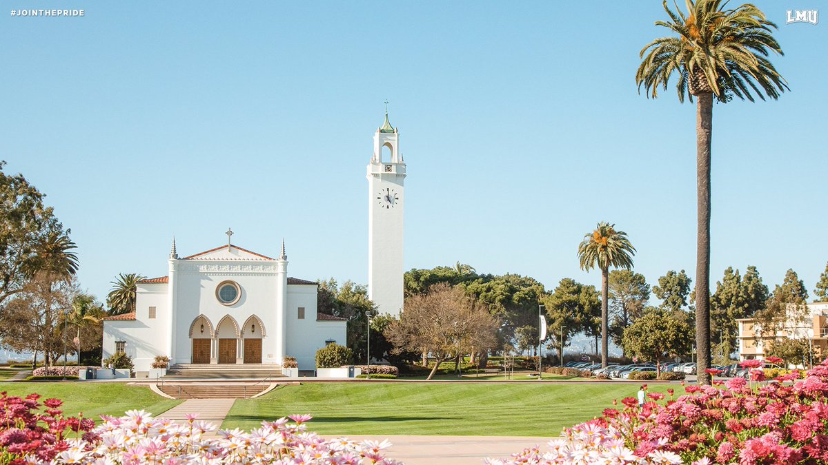 lmulions's tweet photo. Happy first day of summer! ☀️

Just a reminder though, it's like this everyday on the bluff.

#JoinThePride https://t.co/zlDwbuCmWy