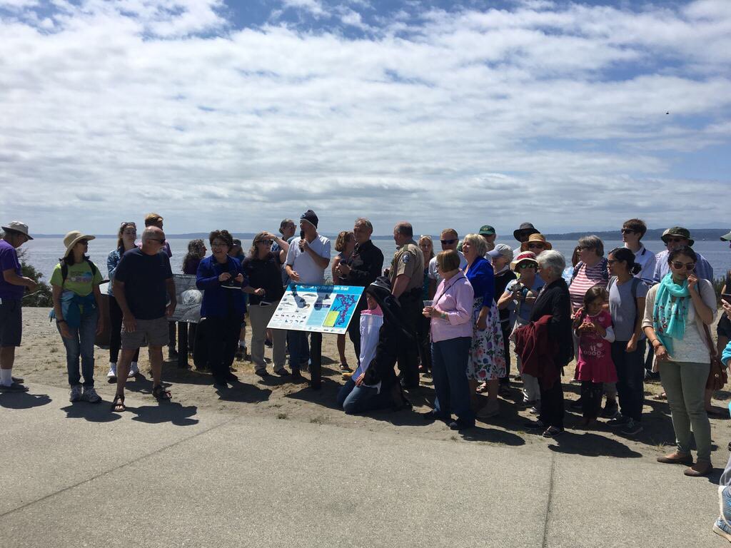 wa_conservation's tweet photo. We 💙 #OrcaActionMonth! The work continues to #SaveSoundOrcas. Thanks for showing up today for the new #WhaleTrail sign celebration 🎉 @thewhaletrail https://t.co/2rLOPbIAYI