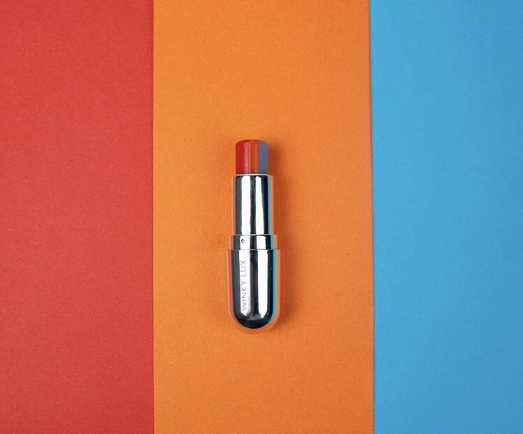 WinkyLux's tweet photo. GIVEAWAY. In honor of 50 years of pride, we are giving away our latest Rainbow Balm. 💋
To WIN:
1. Tag friends
2. RT/Like
Don't win? Want to support? 10% of your balm purchase supports nAGLY, an organization providing Safe Space, Education, and Community for LGBTQ+ Youth.🌈 https://t.co/PBpxhVyqPm