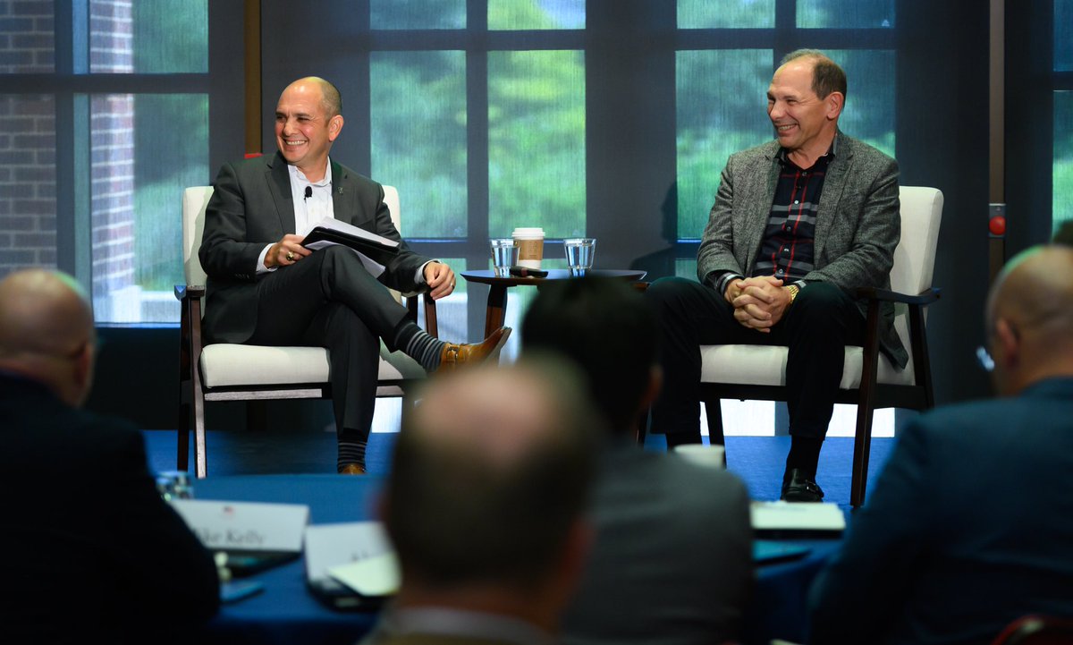I am grateful to live in a nation that fosters humble servant leaders of character like Sec Bob McDonald, who spoke w/ Our <a href="/TheBushCenter/">George W. Bush Presidential Center</a> #StandToVeteranLeadership scholars. “Live a life of pervasive purpose and values, with maniacal focus on those you serve!”