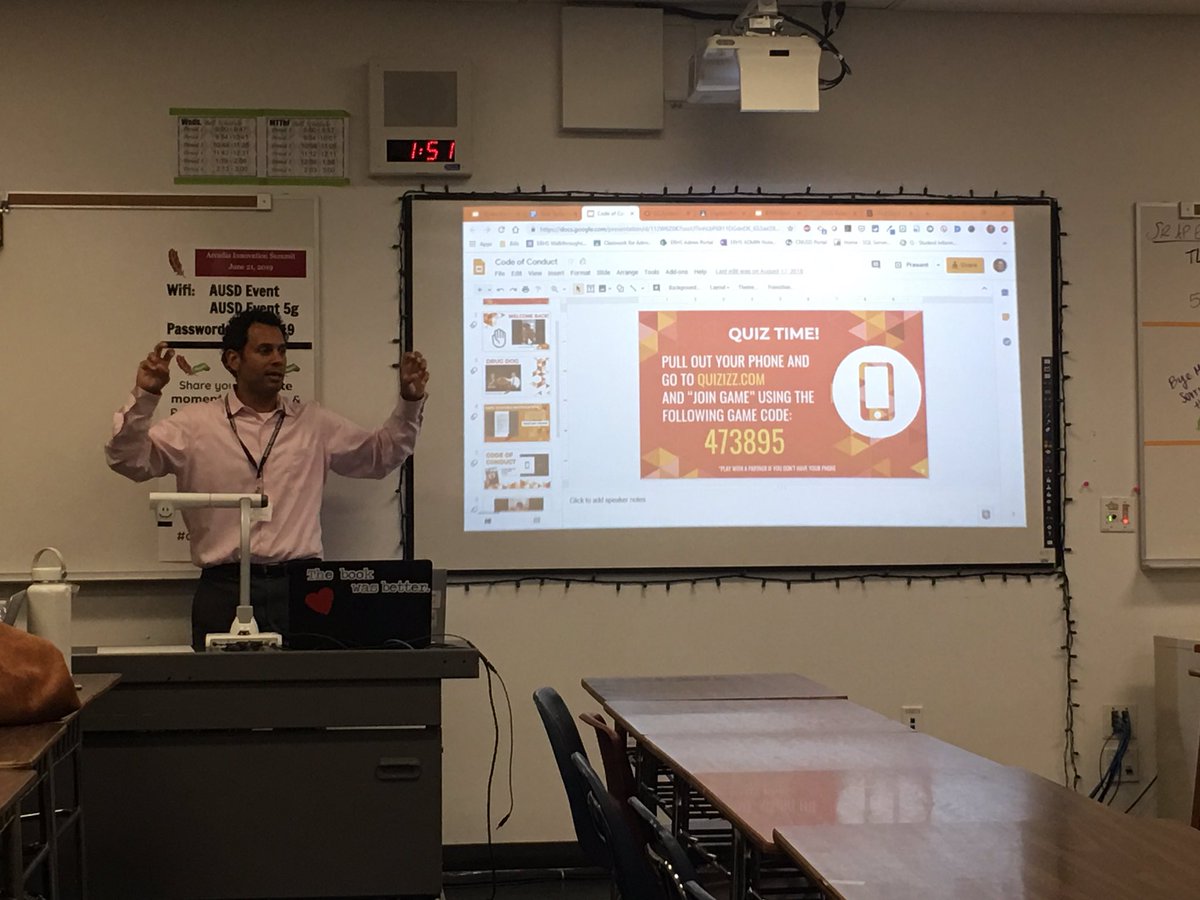 mrsumscience's tweet photo. Two thumbs up for @jeremyegoins presenting at #arcadiainnovation! A clear and insightful message to administrators - and everyone - about the urgency to model effective instruction using appropriate technology. #39hours https://t.co/kIwpxnhAuP