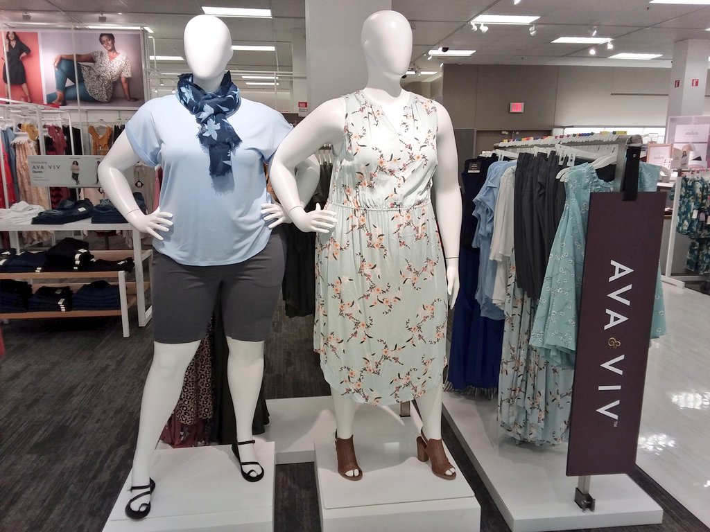 LouisVal_Visual's tweet photo. Re-Worked our Plus zone! Style Consultant, Franchesca, killed it w/ those folds on her Visual Training day! Recogniton to TL Liz on the backwall & @cambroset1344 for that summer-y mannequin moment!😎 #summer #plussize #plus #target #targetstyle #fashion #vml #vmlstyle #vmllife https://t.co/gQiDej23ZM