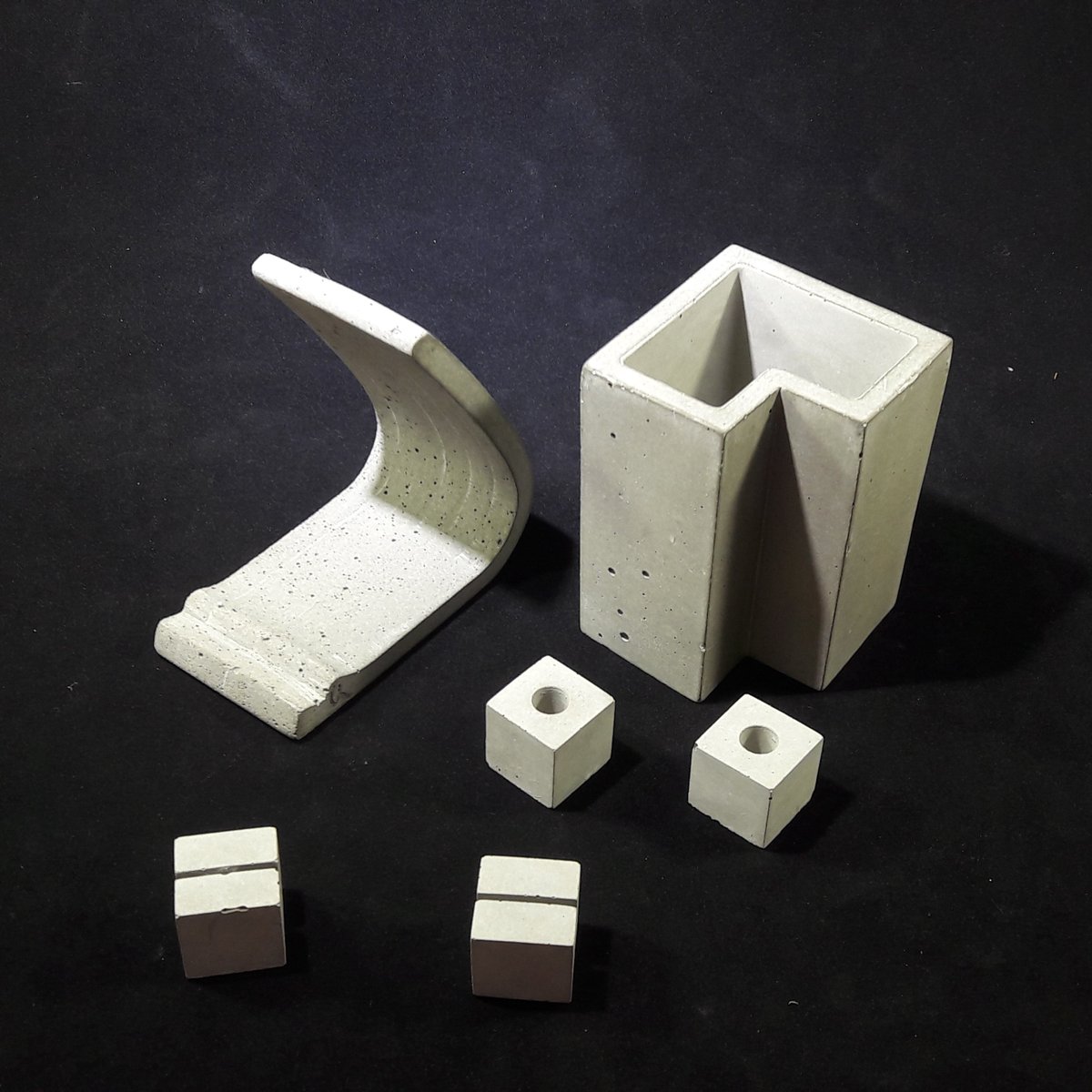 QuimeraVe's tweet photo. #OfficeSet #Handmade in #Concrete by #QuimeraCreativa in #Venezuela. Whatsapp +58.412.328.28.30 (just messages) https://t.co/56gQvkpBsP
Encuéntranos en FB e IG: quimera creativa
#Gift #Minimalist #Design #Amazing #Inspiration #Objects #Art #office #Concretedesign #Artisanmade https://t.co/YuRBVdndls