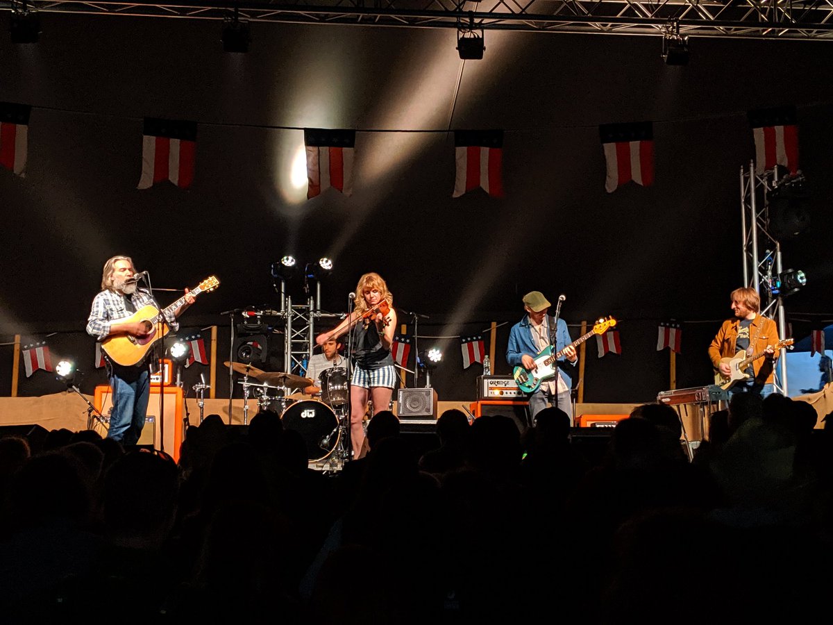 I take back what I said in my last tweet. <a href="/ethanjohnsmusic/">ethanjohnsmusic</a> (<a href="/blackeyeddogs/">Black Eyed Dogs</a> )won day one of <a href="/blackdeerfest/">Black Deer Festival</a>. Such a tight and talented band. 'Revelator' was possibly the most epic song I've seen live.