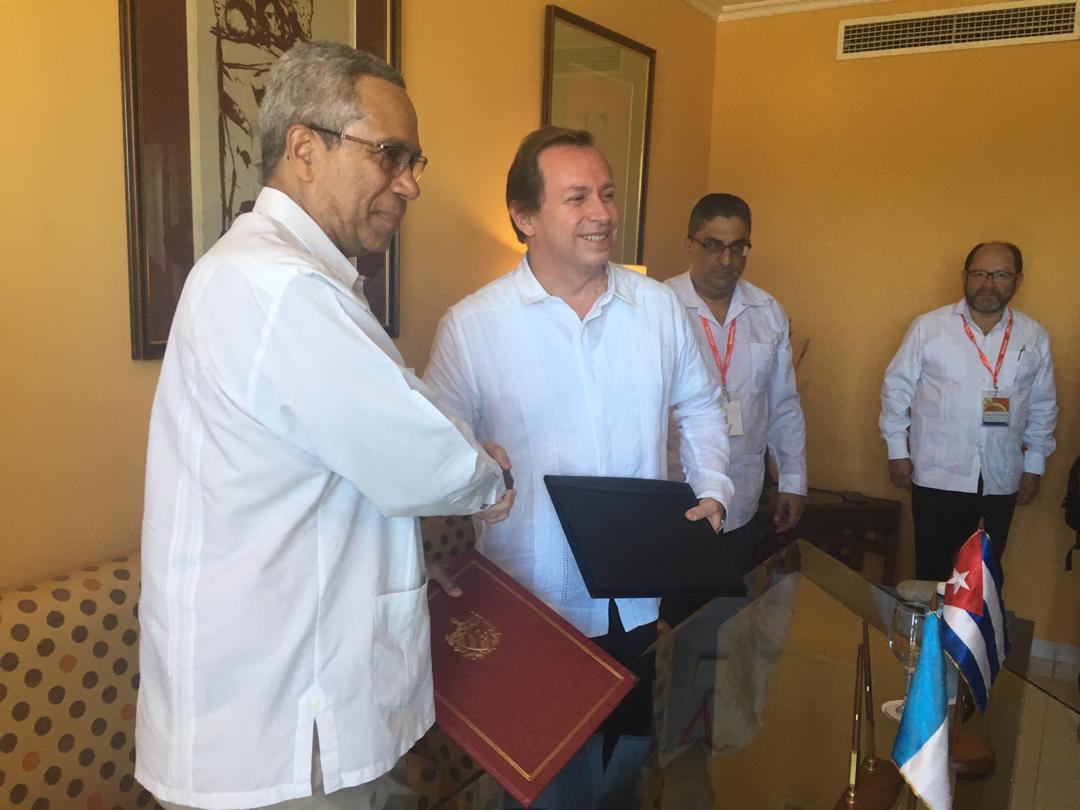 #ExpoCaribe2019 | Una de las actividades colaterales de la Feria Internacional fue la suscripción del Marco de Negociación para la ampliación y profundización del Acuerdo de Alcance Parcial entre #Cuba y #Guatemala.
