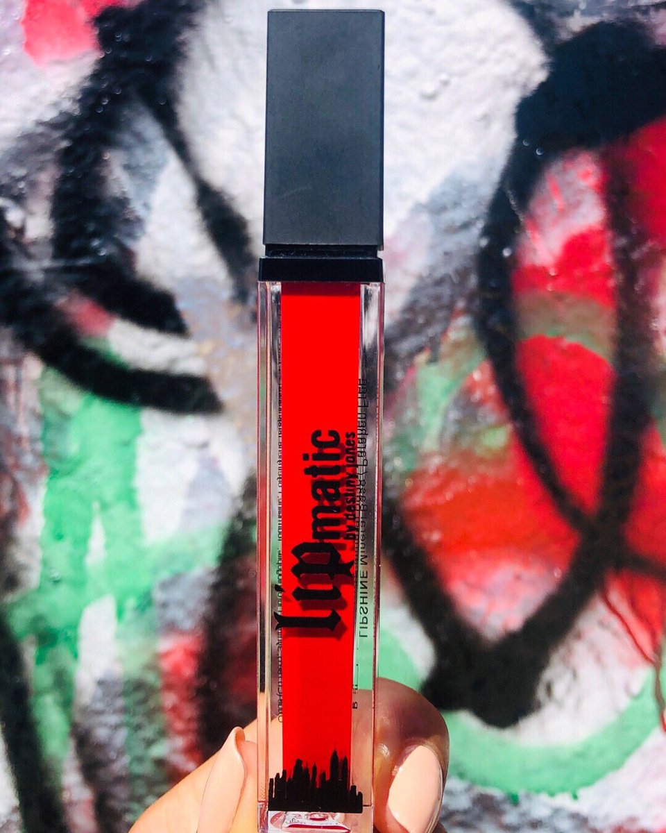 Lipmatic's tweet photo. NEW “110th St.” LipShine! 💄💋
https://t.co/F41ObObsJk #lipmatic https://t.co/PdBZZqL48S