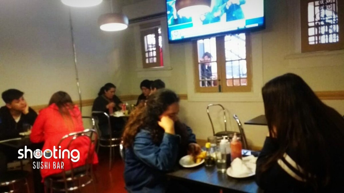 ShootingOficial's tweet photo. VEN A Shooting Bellavista 🍱 DONDE PUEDES DISFRUTAR DE NUESTRO TENEDOR LIBRE DE SUSHI, PIZZA, PAPAS FRITAS, BEBIDAS Y JUGOS POR UN SOLO PRECIO ❤

A LAS 18:30 COMENZAMOS LA PREVIA DE CHILE V/S ECUADOR ⚽️ https://t.co/dpinCVxLuf
