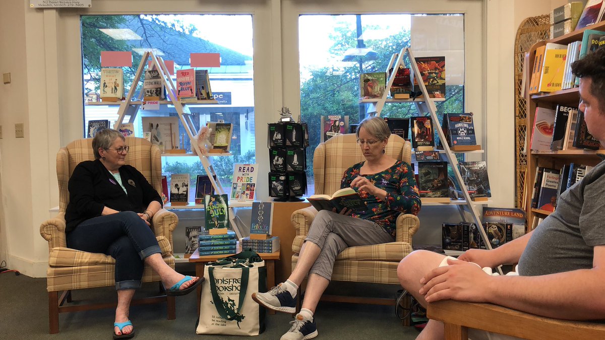 innisfree bookshop tweet media