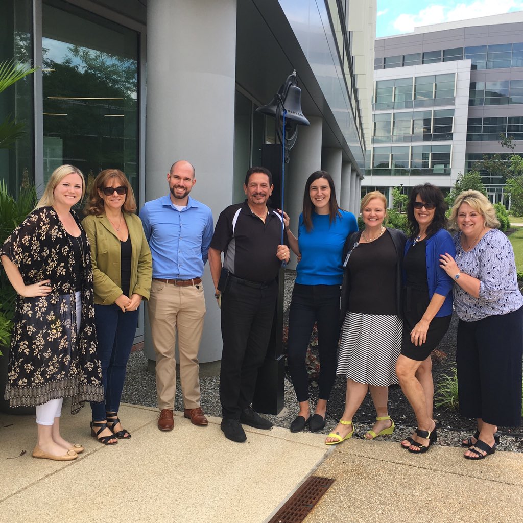 kirstenmucha's tweet image. Great day. Great team. More great things to come. (And, yes, we rang the bell!) #lifeatcorteva #WilmDE #KeepGrowing  🙌🏼💙🔔