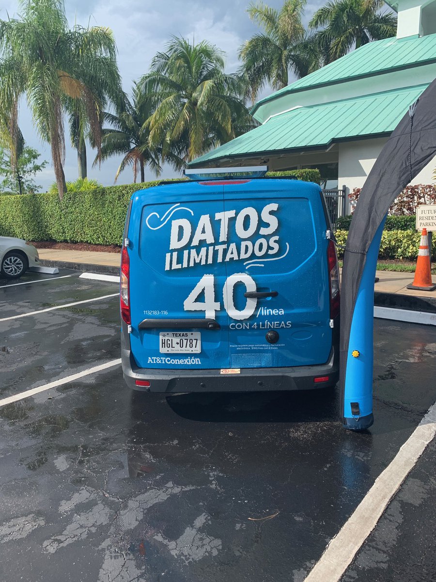 JayConexion's tweet photo. Y’all READY?!??? Collabo between AT&T Conexion and Ready. To. Go. !! We proudly present the FIRST EVER, Latin flavored, inspired by Latinos, for Latinos, transit van! MIAMI, ESTAMOS LISTOS?!?! Mi gente, Hablamos Lo Tuyo! #Hola #ATTConexion #AuthenticIntegration #ReadyToWin #VAMOS https://t.co/EK1y2CKixG