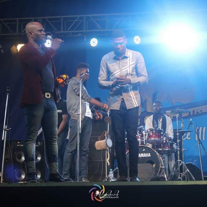 ErebheF's tweet photo. From Glory to Glory 
#JDS #JDS2019 #JesusOnDaStrt 

Cc @JDS_Experience https://t.co/EmEwlgqNpI
