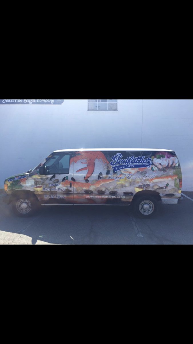 MorrisSign30's tweet image. This summers a wonderful time to get some high quality food catered from @gfonewjersey and don’t forget that when you see that incredibly designed truck outside your house that it was done by yours truly! #truckwrap #design #pizza