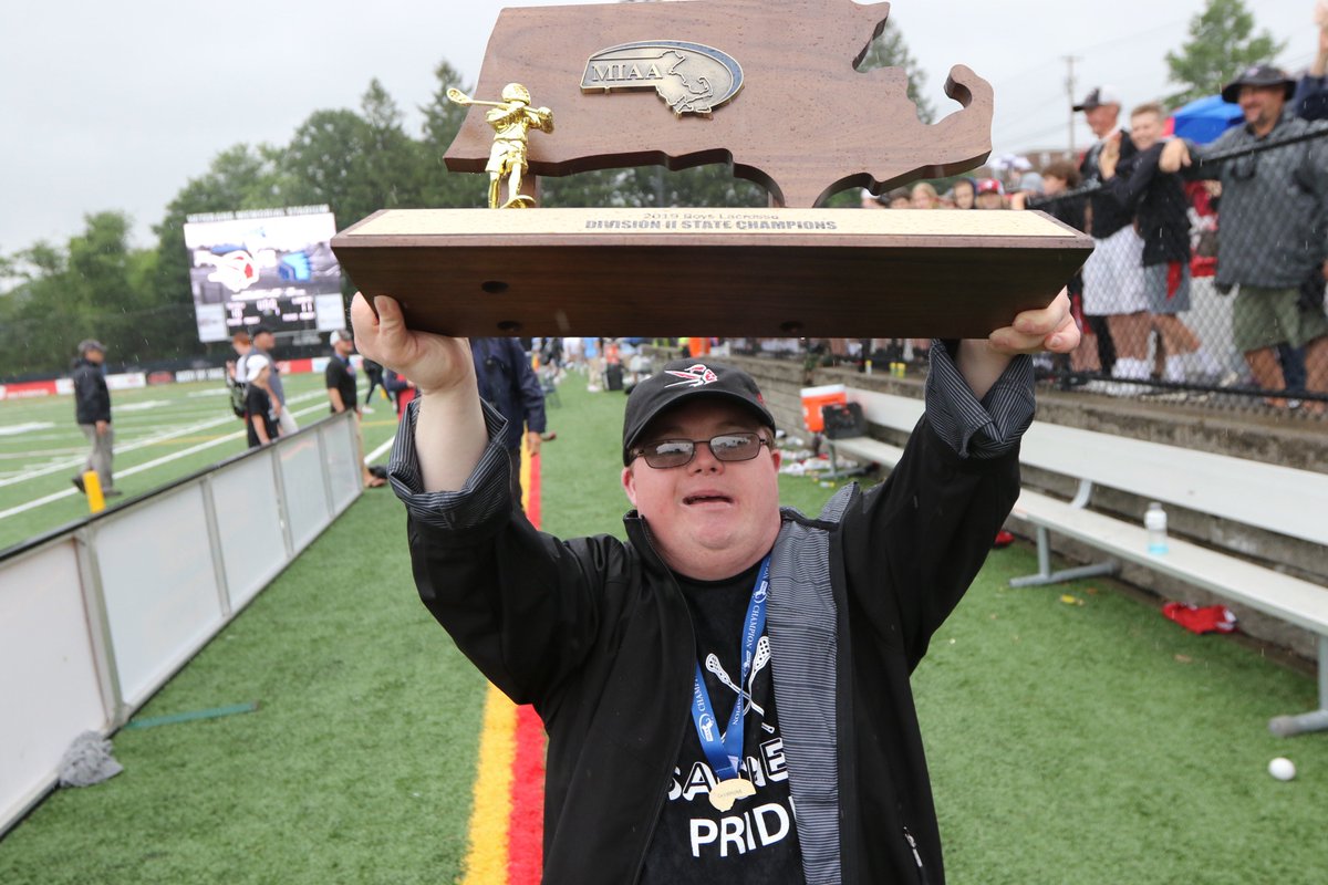 WL_Ann's tweet image. Fantastic come from behind win for #WinchesterLacrosse in the @MIAA033 Div. 2 boys lacrosse championship! An 11-10 win! State Champs!! @WHSachemSports @Winchester_MA @WickedLocalStar PHOTOS: bit.ly/2RuuLO8