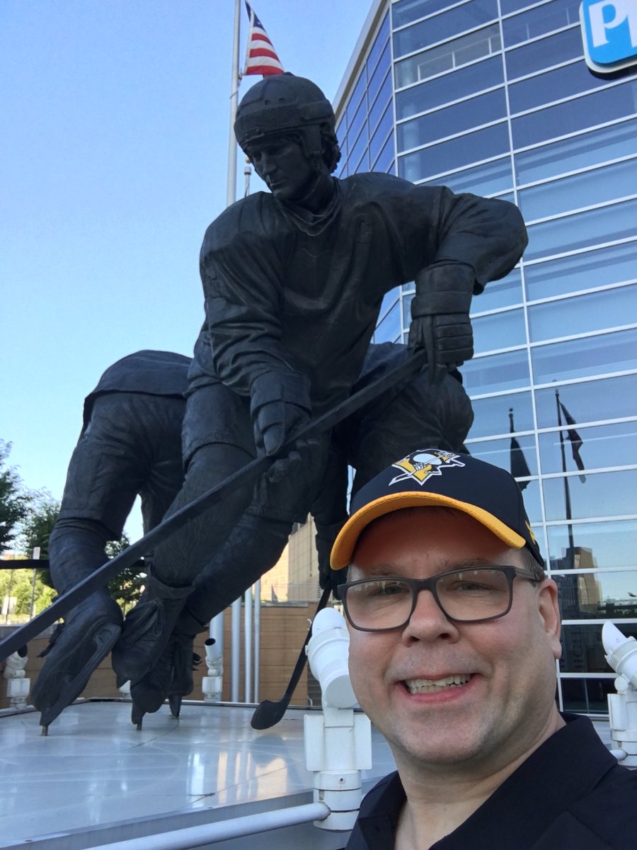 Let’s Go Pens!!!#NHLDraft ⁦<a href="/penguins/">x - Pittsburgh Penguins</a>⁩
