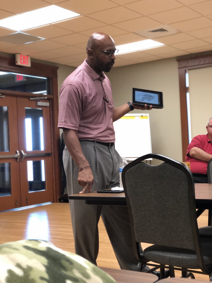 Kim_Scott_15's tweet photo. @debrahu68 was 100% correct when she added consistency &amp; alignment w/in feeder schools as a plus! Loved hearing from @JTBCrocs, @nbhsbears, @AHBangert and @gcfgrizzlies as they shared their SIP updates. #MovingForward #IdeasForDays #SharingIsCaring https://t.co/hTDzQl9ZNp