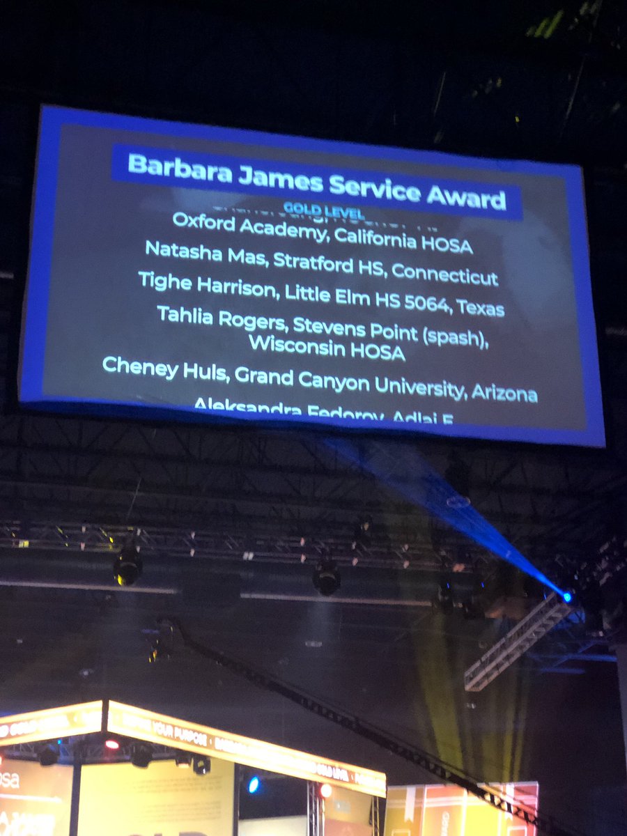 HOSALEHS's tweet photo. Supper proud of our Barbara James recipients! We are taking home 2 Level Gold (205+ volunteers hours) and over 20 Bronze Level (100+ volunteer hours) awards! #hosailc2019 #txhosa #area5islive #loboproud https://t.co/eqB3KeRsrx