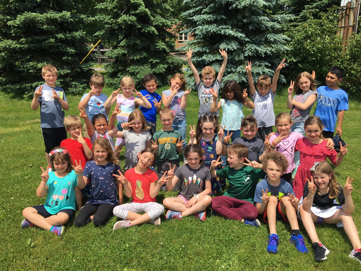 It’s been a true privilege teaching this awesome group of kids. Once a Matthews kiddo, always a Matthews kiddo. Peace out Grade 2! ❤️🌈