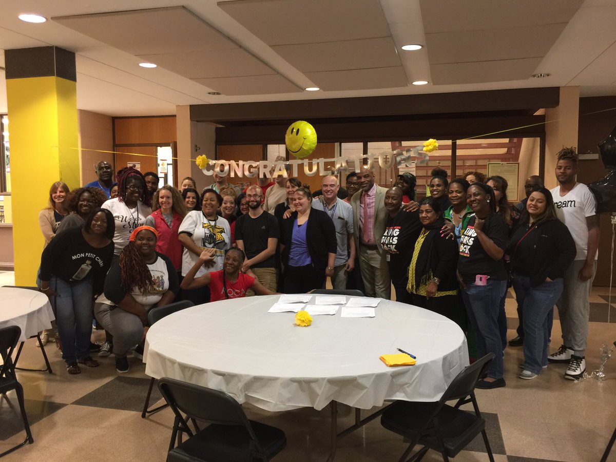 Parents of Dr. King College Prep HS tweet media