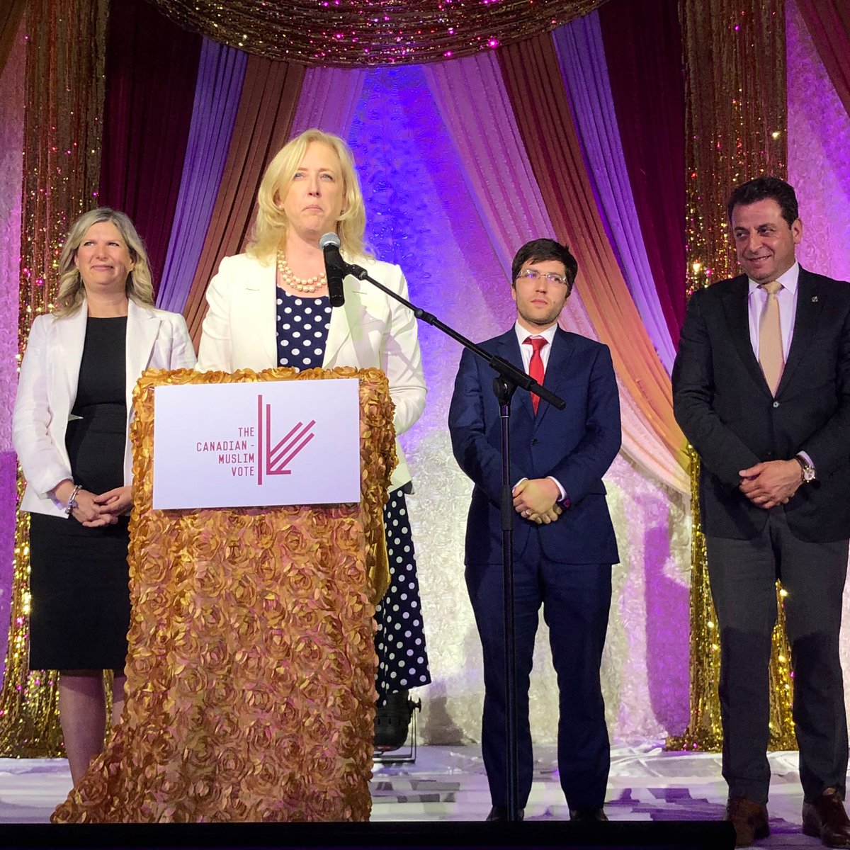 moeladha's tweet image. so is ⁦@lraitt⁩ !! #TCMVDinner ⁦⁦@canadianmv⁩