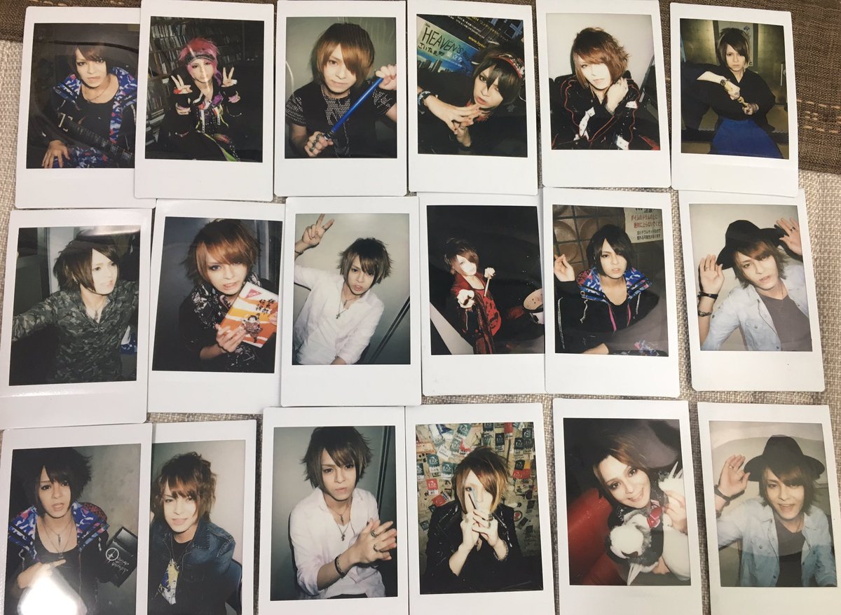 「拡散希望」
exコドモドラゴン 華那さんチェキを1枚150円+送料にてお譲り致します

3枚〜ご購入いただく場合送料負担致します（普通郵便）
写真アップなど対応いたします。
お気軽にリプライお待ちしております。