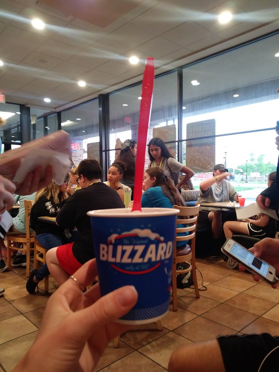 BoilerVetCamp's tweet photo. #TeamDugan is out for ice cream with their camp friends on the last night of camp https://t.co/hH0ZXFELv0
