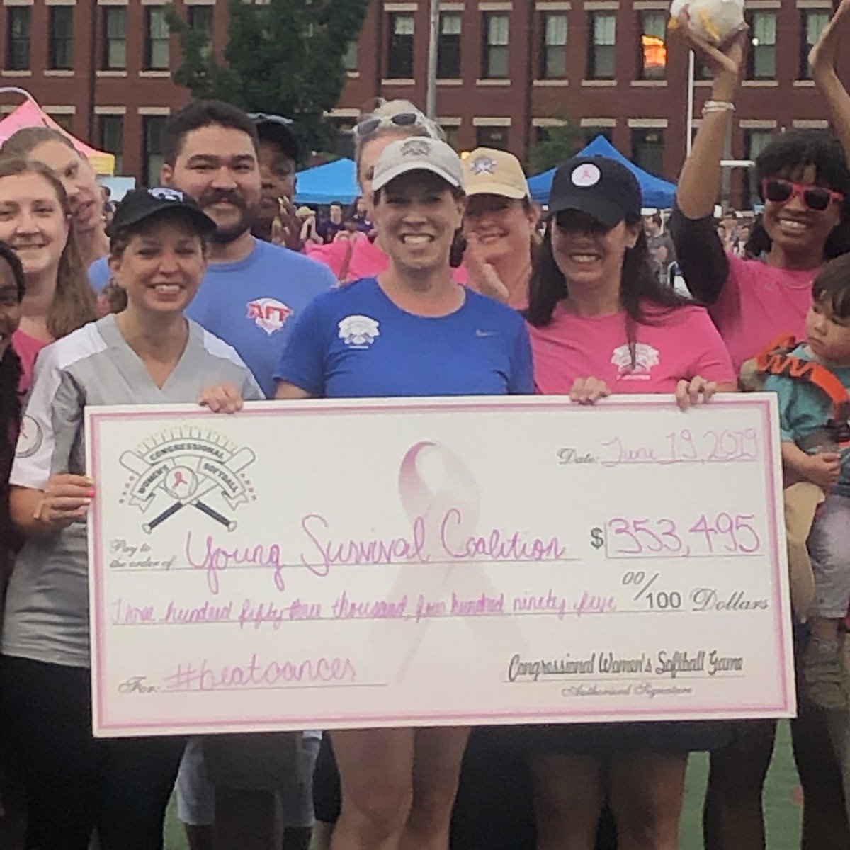 Kayos14's tweet photo. Inspired by the congresswomen and members of the press for such an amazing fundraising event to support young adults affected by breast cancer. #MyStoryCWSG https://t.co/1KMvIWhmXR