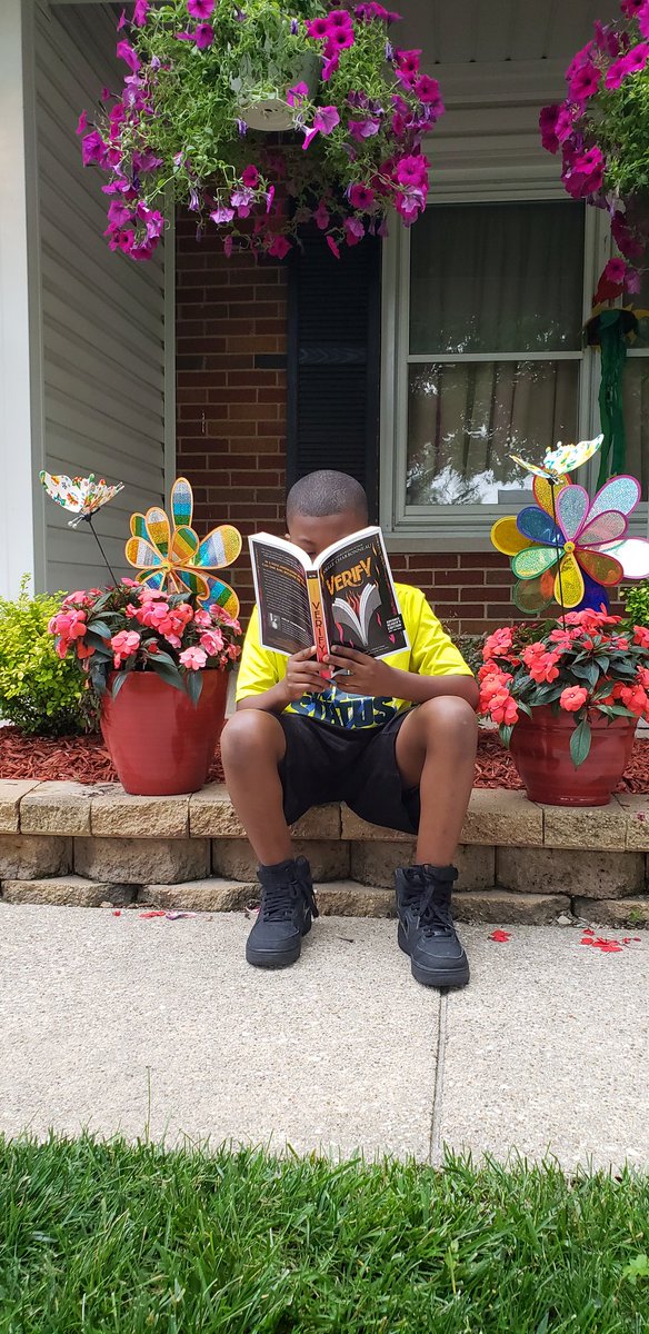 kcpteachertips's tweet image. If you loved the 2018-2019 @projectlitcomm book Time Bomb then be on the lookout for @jcharbonneau new book #VERIFY 
will be coming out in September.  #wordshavepower
#ProjectLitSummit19