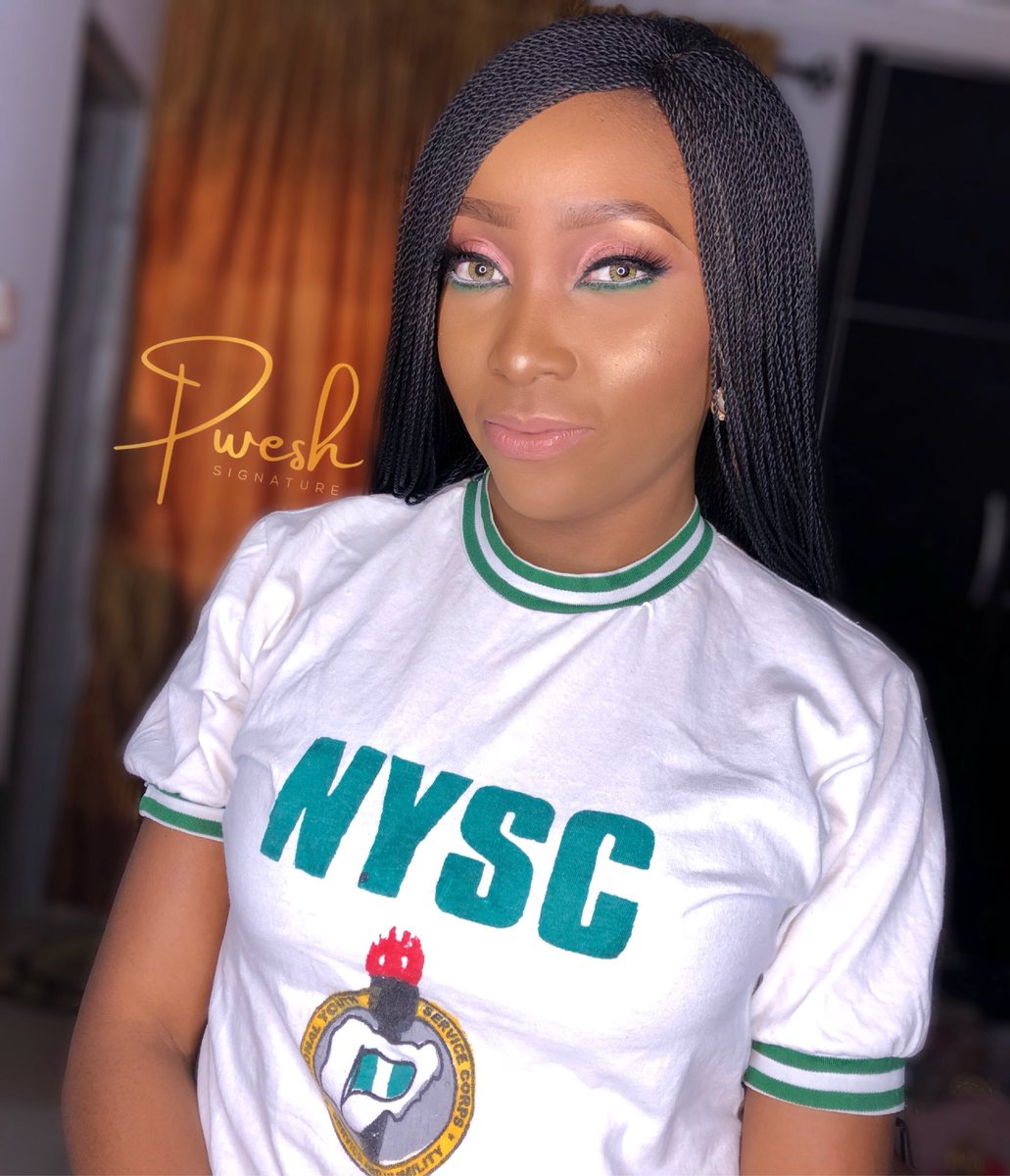 pwesh_sparkles's tweet image. If u need a makeup artist  for ur pop shoot dm me .I will give u Corper price check us on IG @pweshsignature for more pics
08086863874
#batchb #abujacorpers #Queenraido  #abujabusiness #abuja #AbujaTwitterCommunity #tweeps #twitters #NYSC  #abujacorpers 

Pls RT