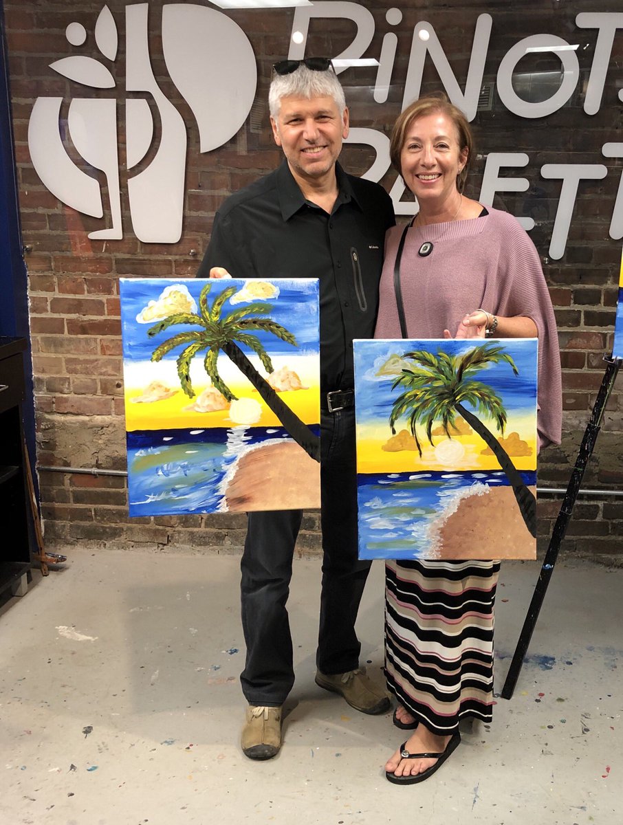 Never too old to pick up a new hobby😊 #pinotspalette #mauisunset #fridaynight
