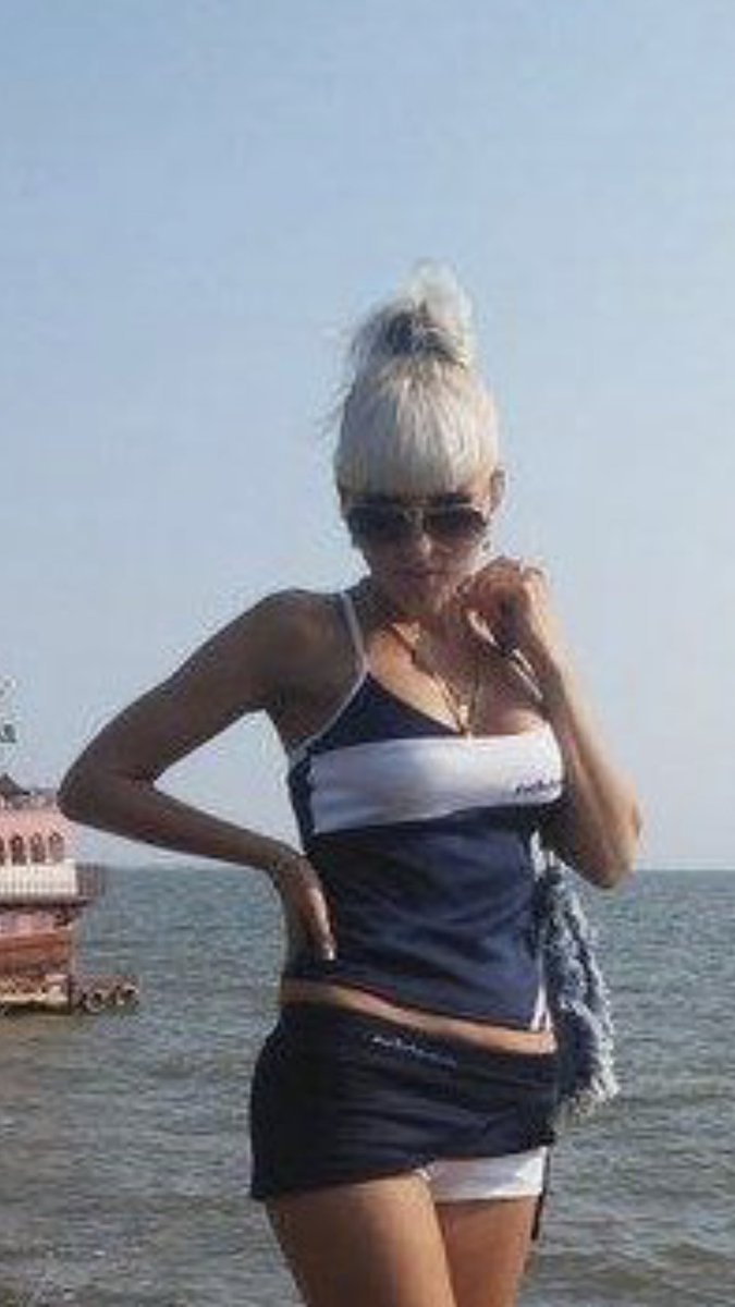 KXbamy tweet picture