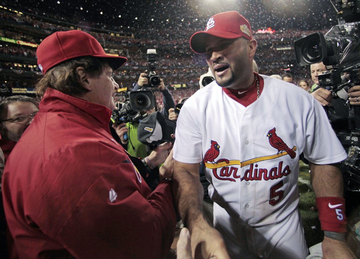 BleacherReport's tweet image. Eight years later ❤️💛