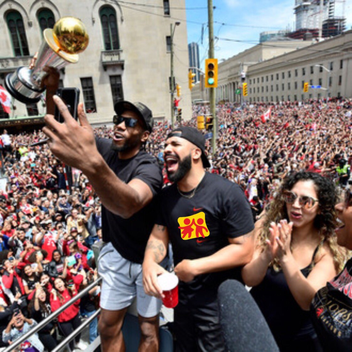 begin_us's tweet photo. Sooo an inside source just sent me these.  Can’t believe I’ve never noticed 🤷‍♂️🤷‍♂️👀 ...spotted courtside and at the parade... @Drake

 #BWU #CurseReversed #FunGuy #BoardManGetsPaid #Omertà #BWUin6 https://t.co/qoWAe3T3lF