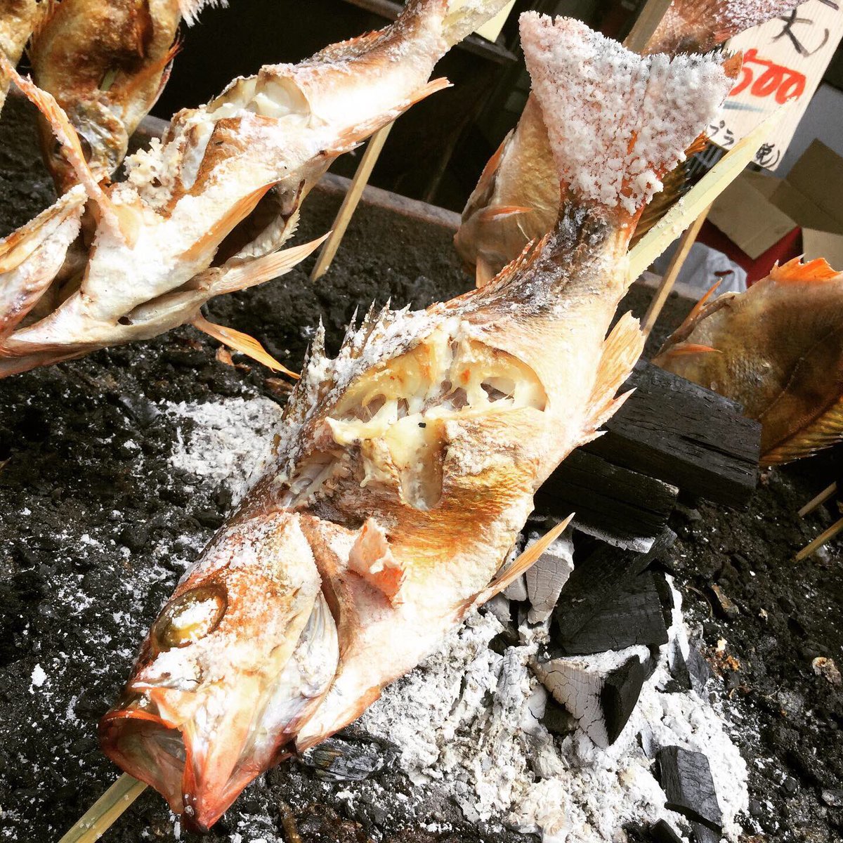 万代島鮮魚センター 公式 今日もいい香りが漂っております 新潟県 新潟市 ピアbandai 万代島鮮魚センター 浜焼き ノドグロ 鮎 鯛 サバ 赤魚 カキ