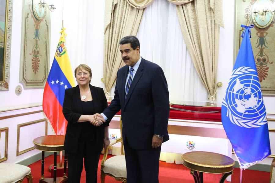 Tag onu en El Foro Militar de Venezuela D9ogu93WkAA4w15