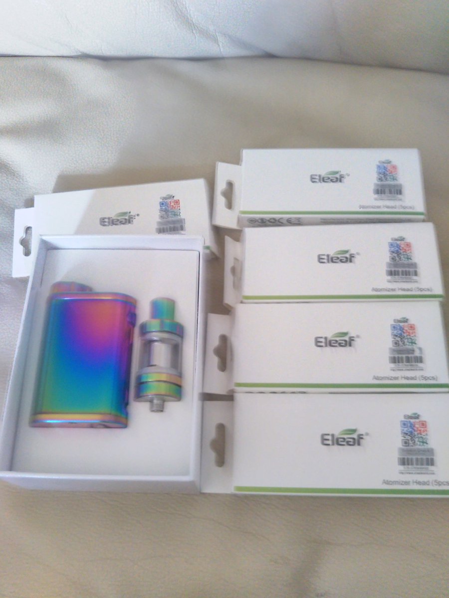 haruyan5a's tweet image. やっと受け取れた。今回は早く届いた。
安定のpicoのオラついたカラー、でもすごくキレイ、0.5Ωコイル5箱。
しばらくは安泰だなぁ。
#vape好きな人と繋がりたい 
#fasttech