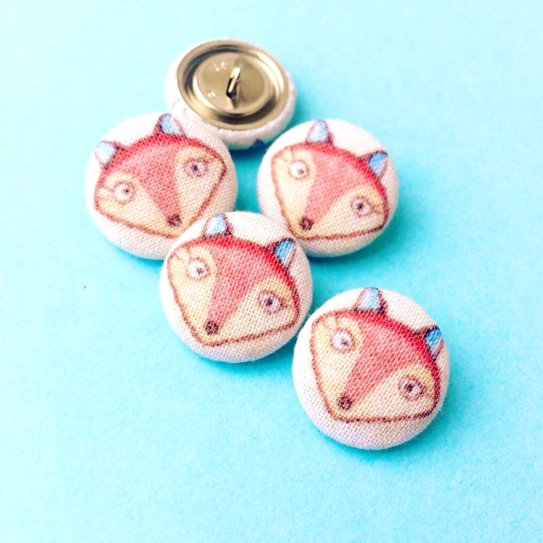 magicbutton77's tweet image. Hi #UKGiftHour #UKGiftAM, I’ve not been around here much lately but thought I’d say Hi &amp;amp; share with you a small selection of items from my #etsyshop, MagicButtonDesign.etsy.com These have been #handcrafted using my #nature inspired illustrations. Have a great #weekend! #shopindie