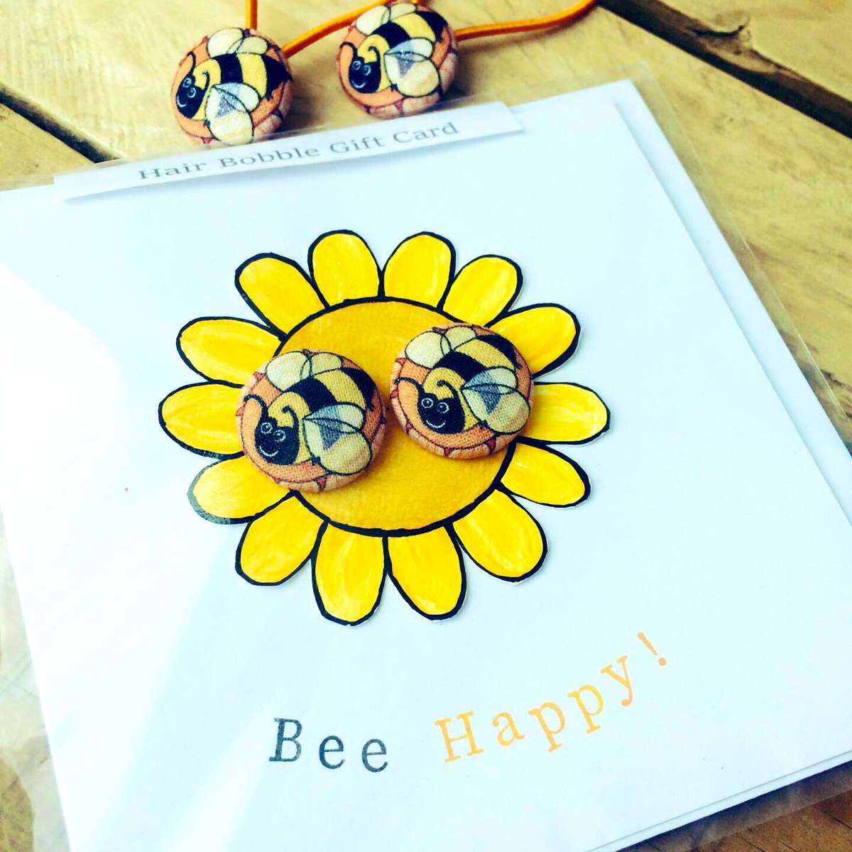 magicbutton77's tweet image. Hi #UKGiftHour #UKGiftAM, I’ve not been around here much lately but thought I’d say Hi &amp;amp; share with you a small selection of items from my #etsyshop, MagicButtonDesign.etsy.com These have been #handcrafted using my #nature inspired illustrations. Have a great #weekend! #shopindie