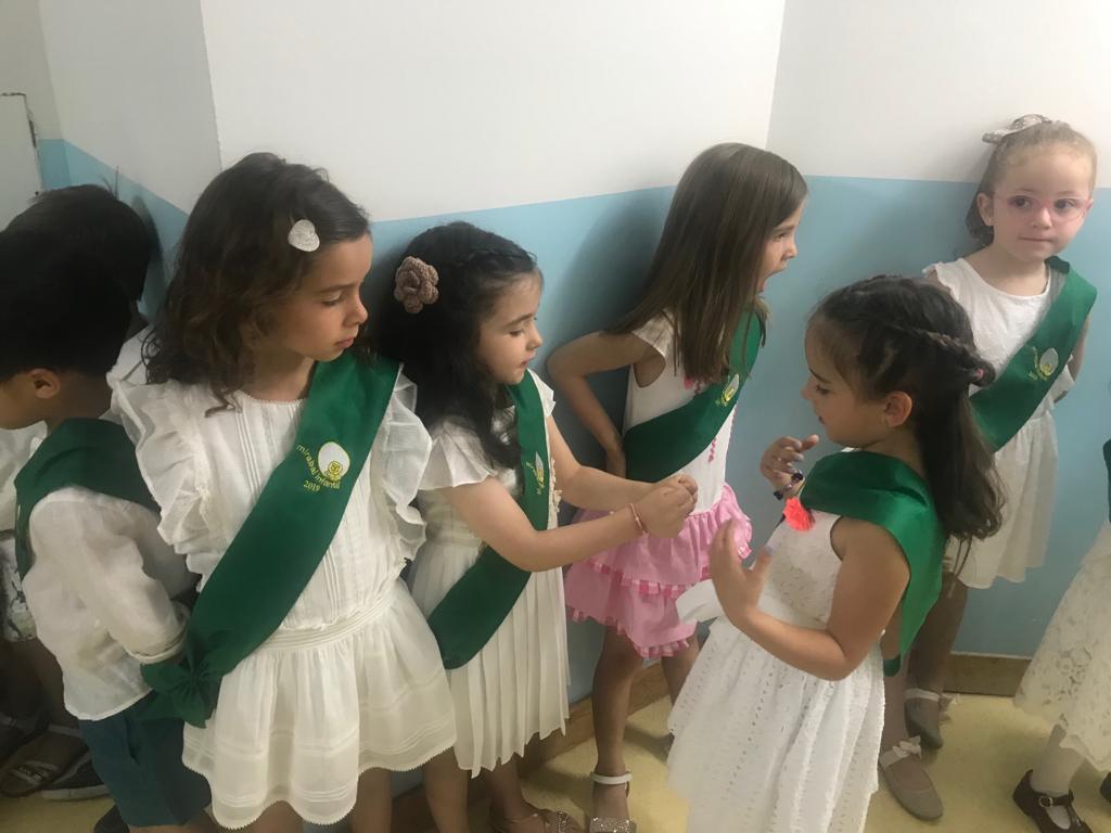 Mirabal International School tweet media