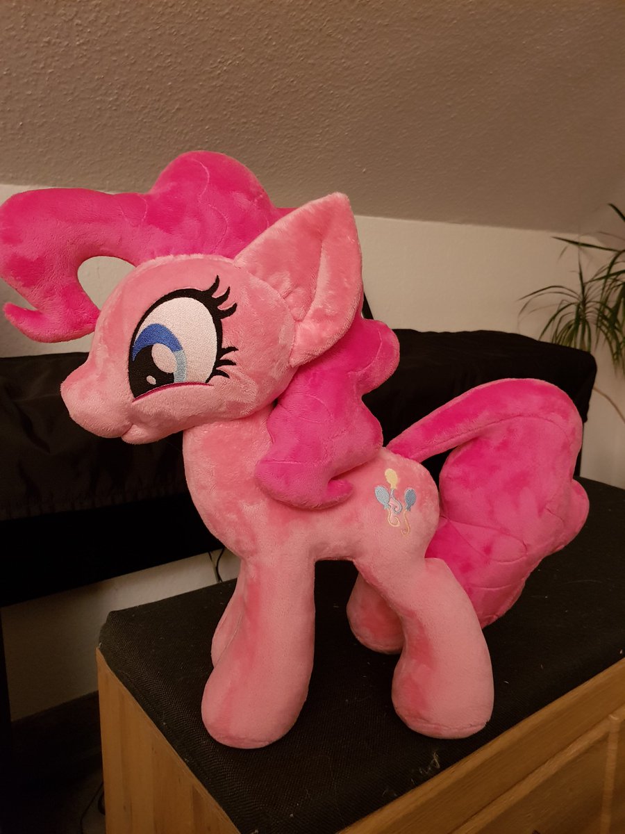 Pinkie Pie Order. She gets her Element later. :) #PinkiePie #Mylittlepony #mylittleponyfriendshipismagic #brony #bronys #mlpplush #mlpfim #handmade #selfmade #sewing #handmadewithlove #mlpfanart #mlpartist #customplush #plushies #plushie #plushpony #ilovesewing #wip #minkyfabric