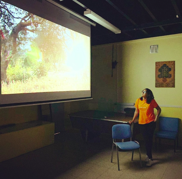 Cyecyl's tweet photo. MD Romina Mayani presenting to young people in Gibraltar about the Summer Challenge. We are excited to get started! We have a couple of spaces left and if you are between 12-20 years old let us know if you want to join us this summer!
#Gibraltar #summerchallenge #NGO https://t.co/MYZMiXil9a