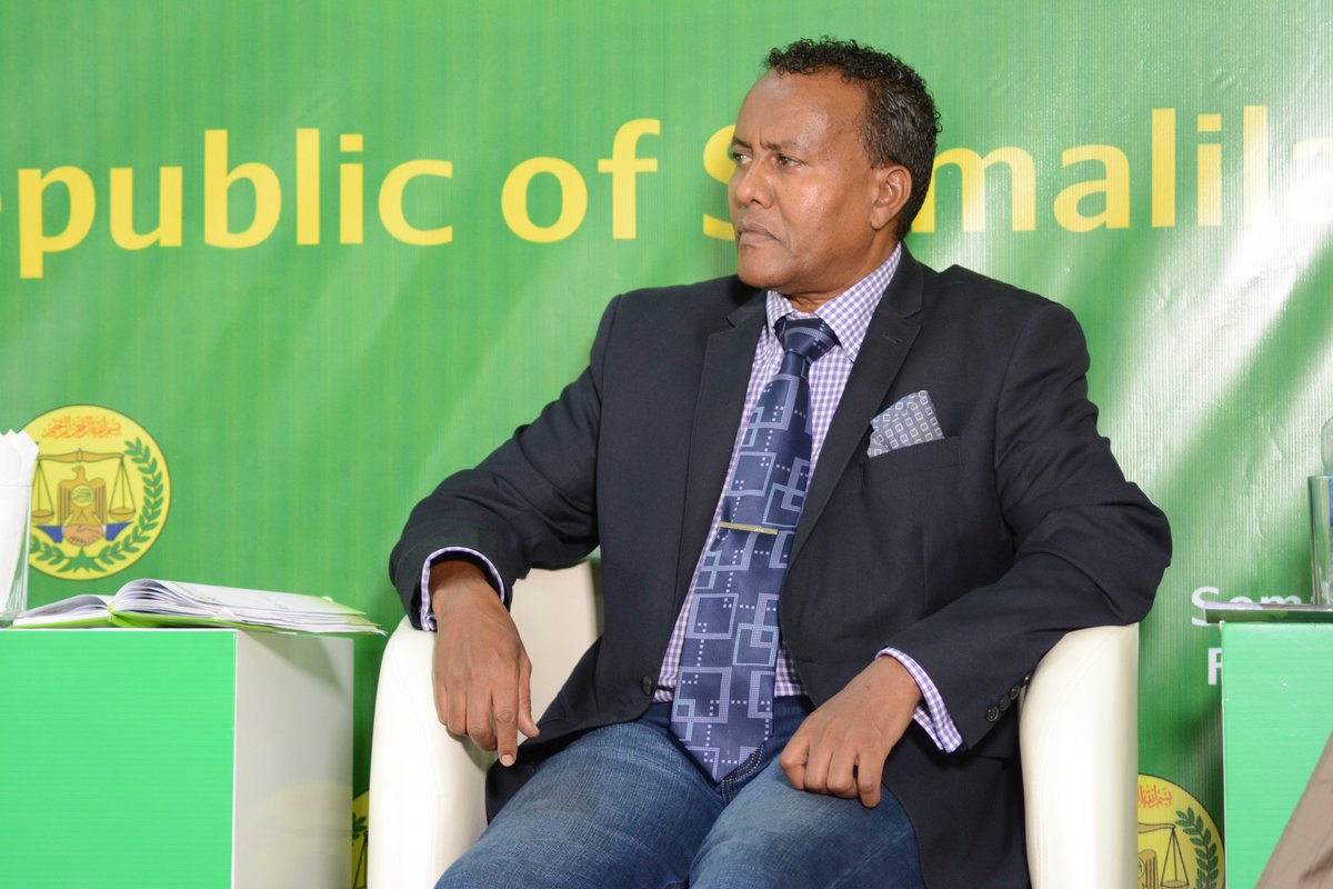 KhaalidMC's tweet image. "Our private sector creates about 79% of #Somaliland economy " Dr Aden Ismail Economist
#MoFD #CBS
#WaayeelConsulting
#SLBAFC2019