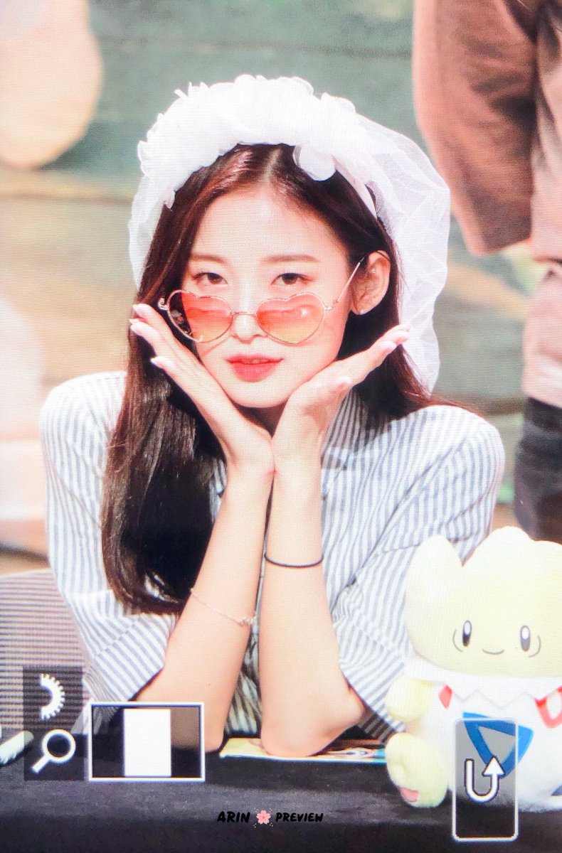 _FLOWER_ARIN's tweet photo. 190622 인천 프리뷰 

#오마이걸 #아린  #アリン #arin  #ohmygirl @WM_OHMYGIRL https://t.co/ptNpVV4AF8