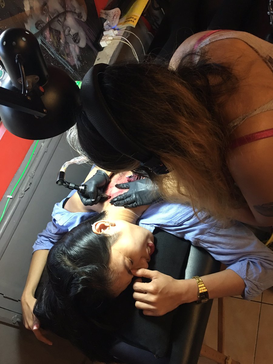 ammagoodgirl's tweet photo. #secondtatt #infamousink #session101 https://t.co/DFamY480UP